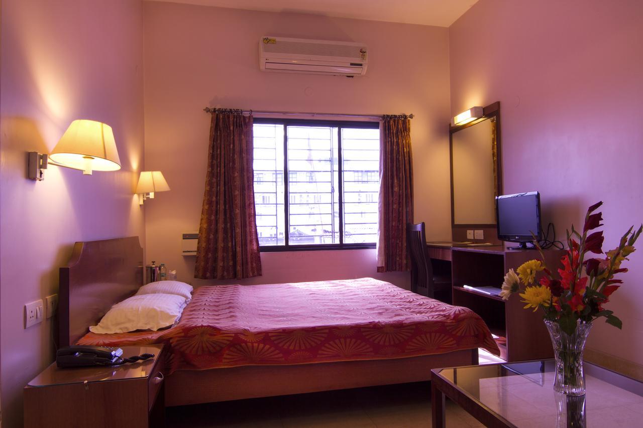 Hotel Rajawas Dibrugarh Eksteriør bilde
